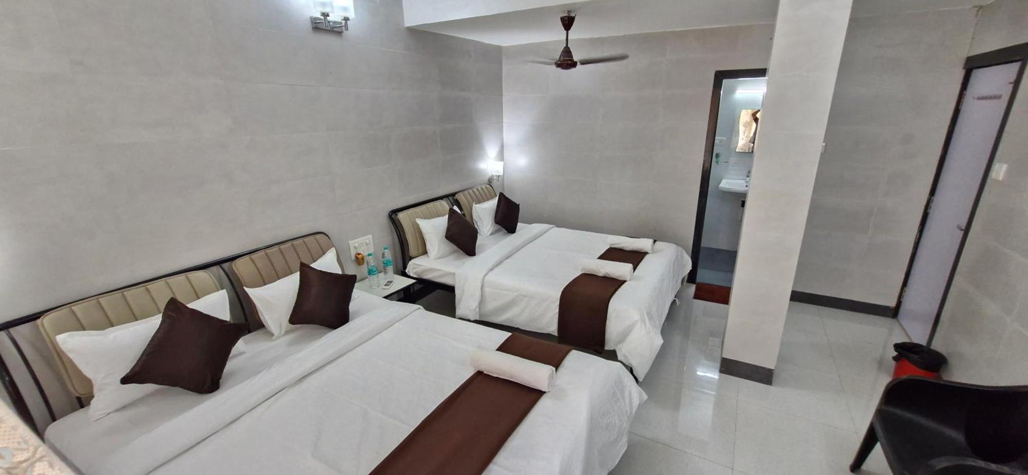 Haven Apartment Inn Baga Beach Екстериор снимка